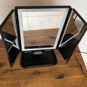 Tri-Fold Vanity Mirror with LED Lights - Black